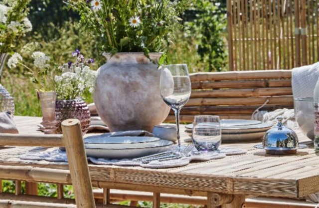 Boho Boutique-reethaus + Stand up Paddling + Kanu. Only for Adults + Barefoot