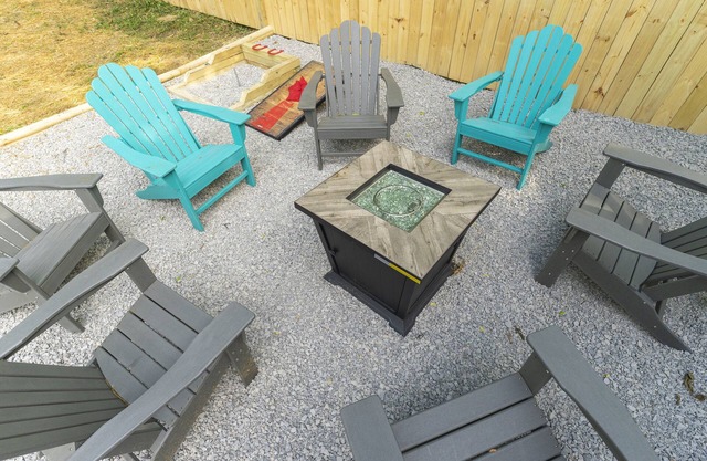 Boho West Villa New 3BR Hot Tub Fire Pit Games 10 Min to Downtown