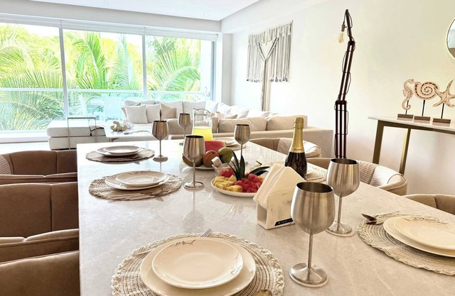 Bolongo 3BR your exclusive oceanfront escape