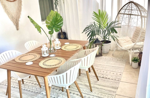 Bon Voyage - Cozy 2 - bedroom residential home
