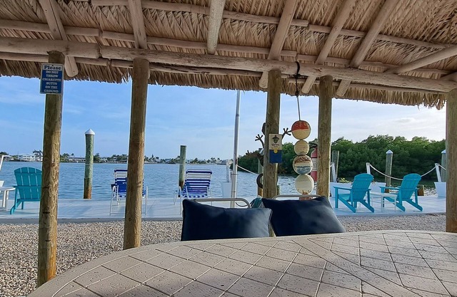Bonefish Bay Motel
