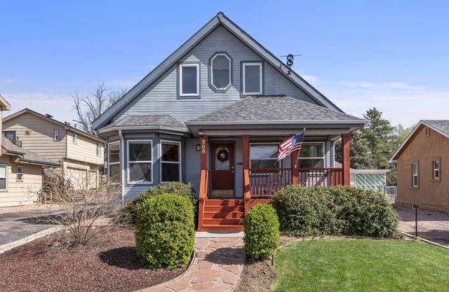 Booking now for fall in Colorado Springs