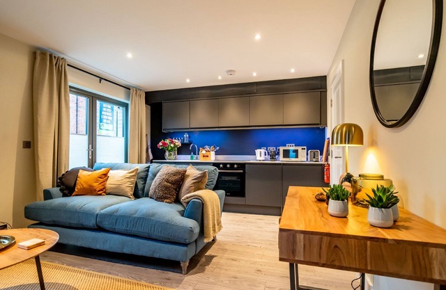 Bootham Row 1 - a couples retreat that sleeps 2 guests in 1 bedroom