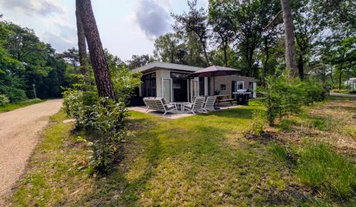 Boslodge Het Groene Hert met Hottub