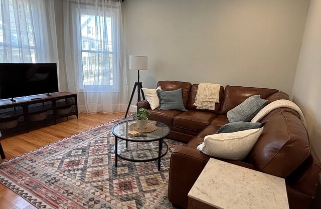 Boston Urban Nests U1: Long Term 1 Month + Only