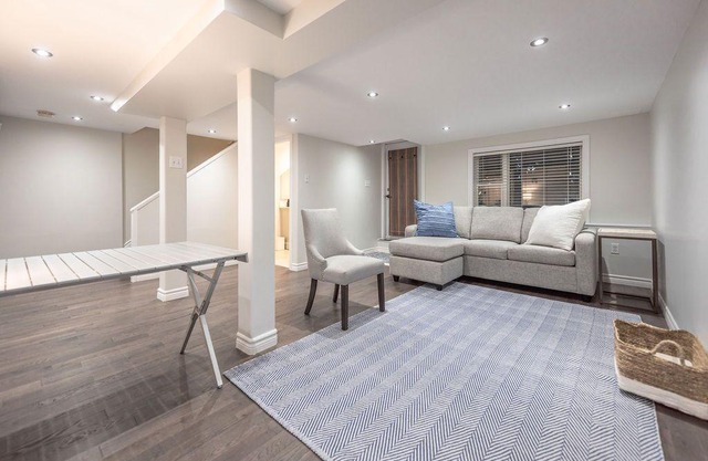 Boulevard House | Quidi Vidi Lake | Parking
