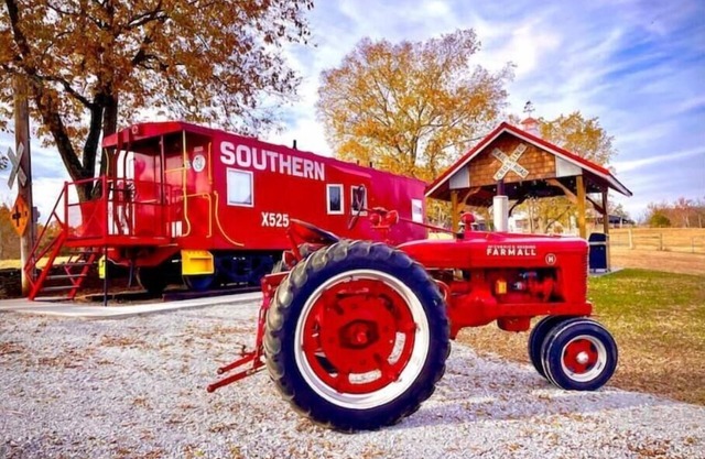 Bourbon Trail: Caboose on the Farm