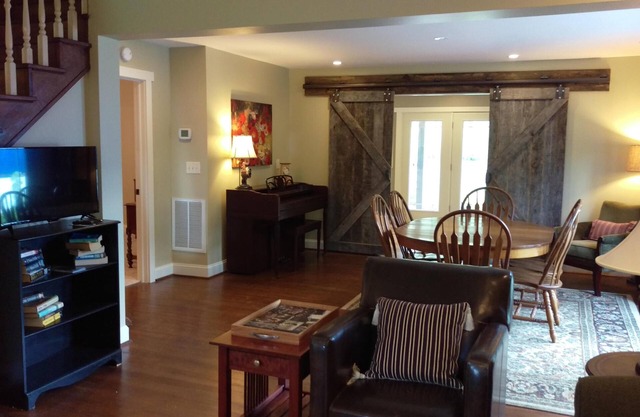 Bourbon Trail, Horse Park & Farms, Keeneland, Vineyard & Winery