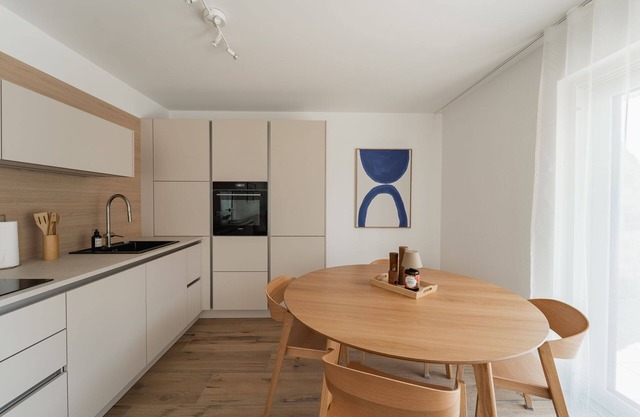 Boutique apartment on Lake Chiemsee with private sun terrace