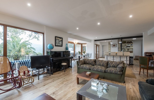 Brand new Pantano San Juan, offer bridge of the Almudena!