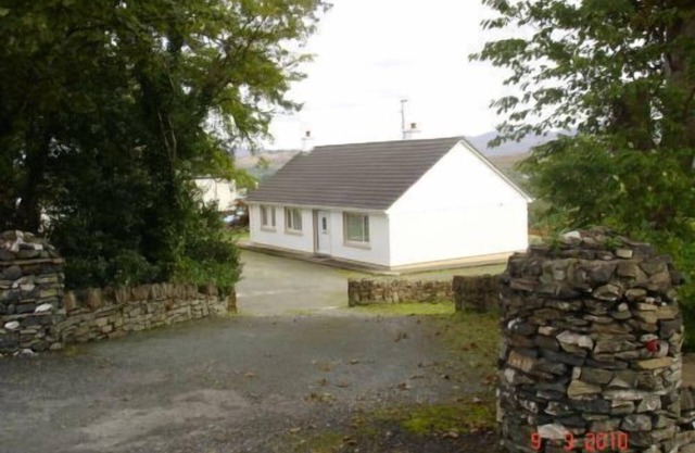 Bradleys Cottage Creeslough 