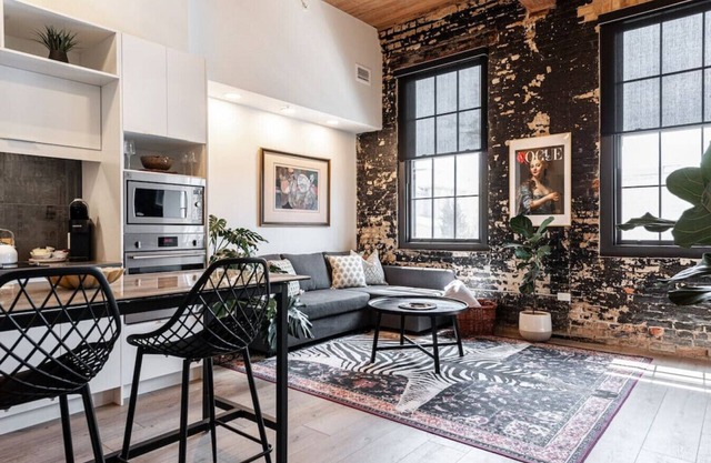 Bradshaw Lofts: The Marrakesh