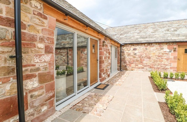 BRAMPTON COTTAGE, with a garden in Appleby-In-Westmorland