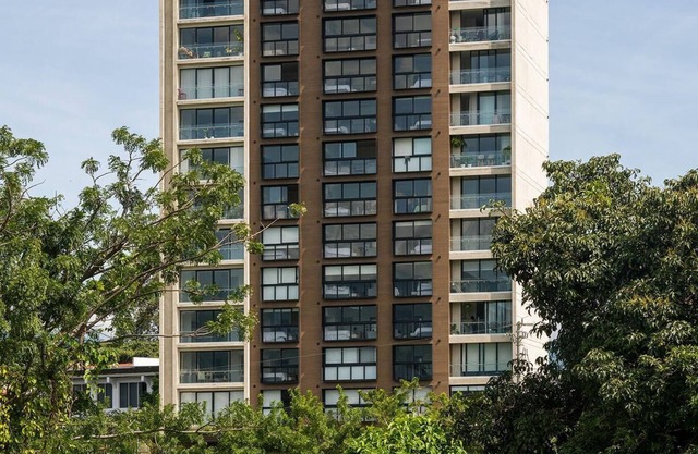 Brand new 1 bed loft with spectacular city view