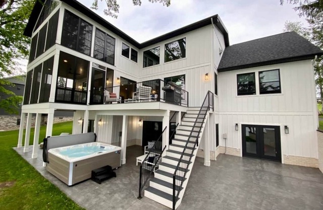 BRAND NEW 7 BR/5 BA luxury home ON Keuka Lake just outside of Penn Yan!