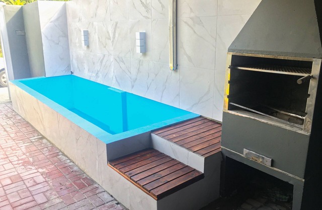 BRAND NEW BEACH TOWNHOUSE - BRUNO KLEMTZ