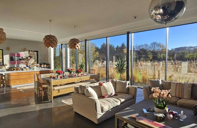 Brand New beautifully designed house Henley-on-Thames , 6 bed