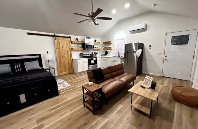Brand New Bungalow w/Amenities