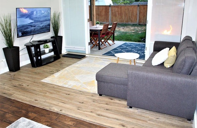 Brand New Dog Friendly Garden Suite with Fast Wifi and Heat Pump Systems