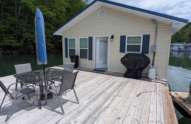 Brand New Floating Home on Norris Lake : Sleeps 12 : Swim, Grill & Relax! #4