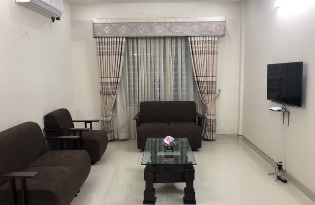 Brand new fully airconditioned 3 full suites in Basundhara
