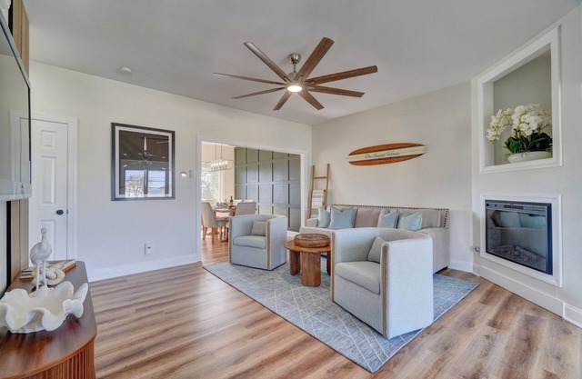 Brand New & Fully Renovated Luxury! 3 Min Walk From Your Peaceful Beach!
