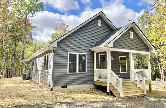Brand new home, close to Massanutten Resort and the Shenandoah -pet friendly!