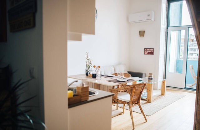 BRAND NEW Loft in the heart of Porto - a few minutes walk from city center