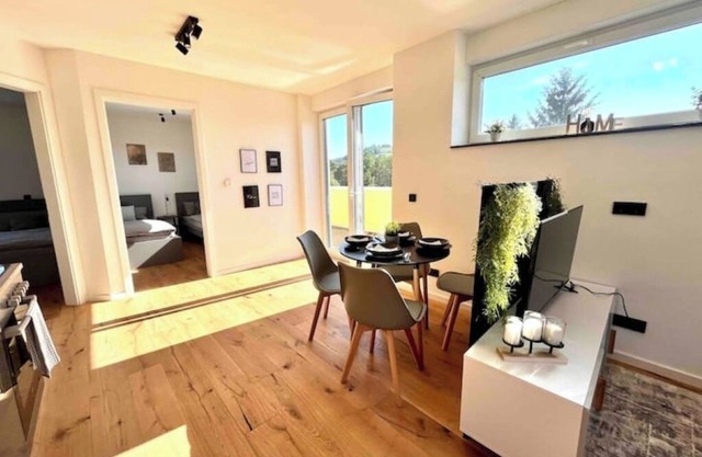 Brand new modern apartment suitable for fitters