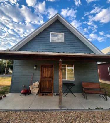 Brand New, Modern Country Cabin near Bryce Canyon National Park, Utah