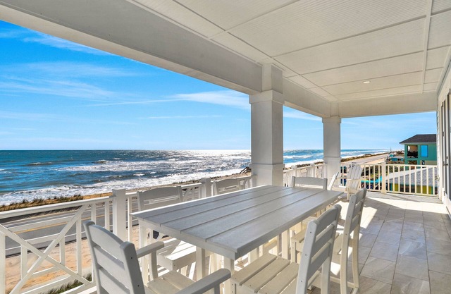 Brand new oceanfront home with private hot tub,outdoor shower and grill