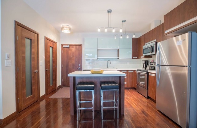 Brand new spacious 2 bed, 2 bath in Regina