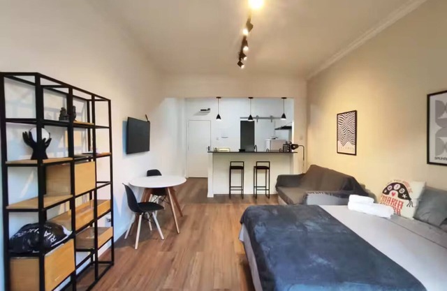 Brand New Studio/Santos Dumont/Consulates/Subway