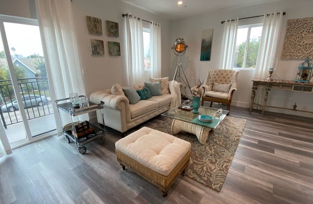 Brand-New two Bedroom Unit with Roof Top Patio