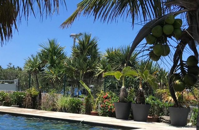 Bras-Panon: Maison avec vue et piscine 1-4 pers.