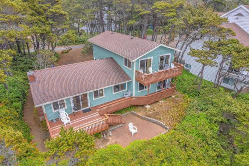 Breaking Waves Retreat