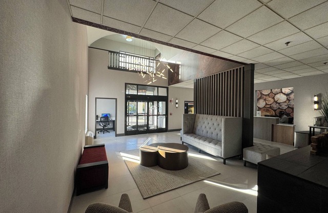 Brentwood Suites Nashville, an Ascend Collection Hotel