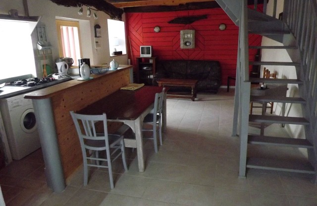 Breton house 2 bedrooms bathroom/living room/kitchen