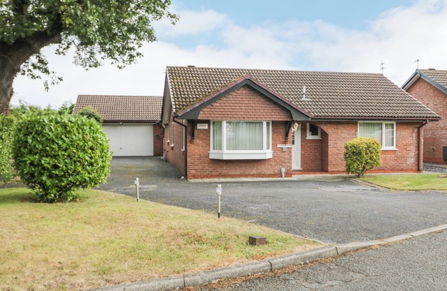 BREVE REST, with a garden in Abergele