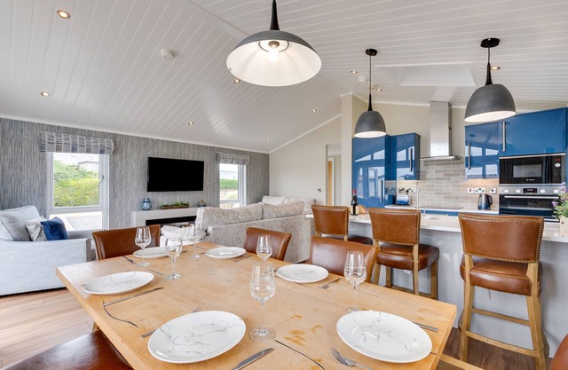 Briargate 35 - Three Bedroom House, Sleeps 6