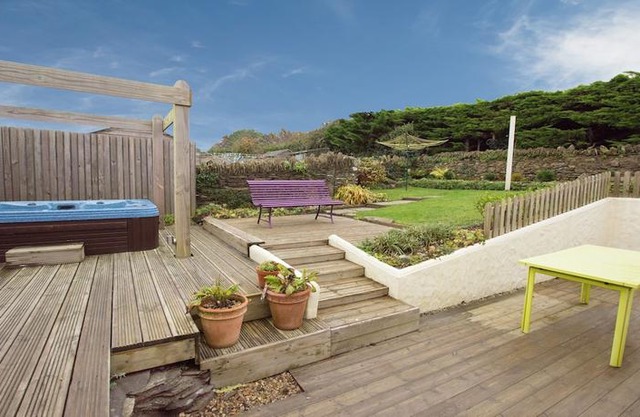 Bridge Cottage Croyde 3/4 Bed Sleeps 8 Hot Tub
