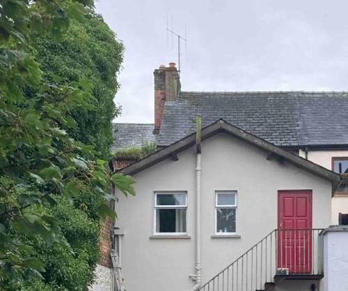 Bridge street apartment 14