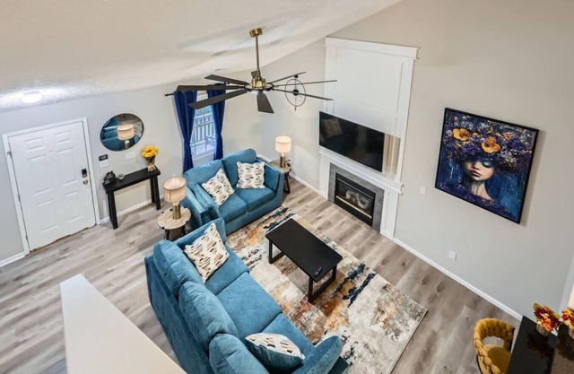 Bright 3BR Home w Garage near CMH & Ohio Dominican