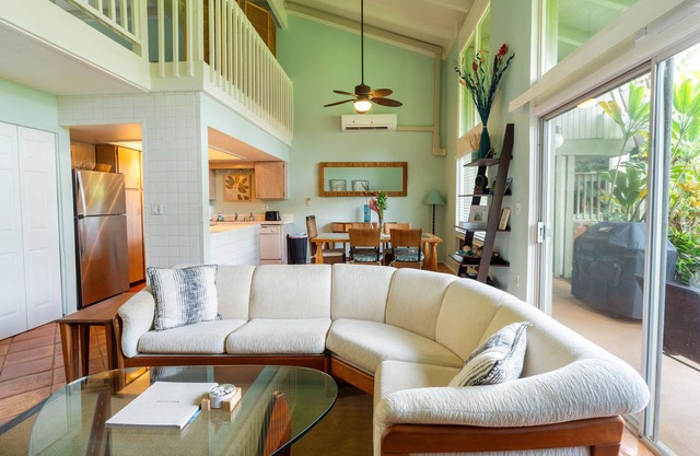 Bright and airy garden condo in spectacular Princeville with air conditioning