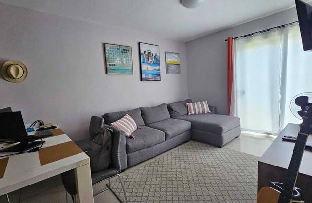 Bright and Colorful three bedroom apartment, ideal for remote work