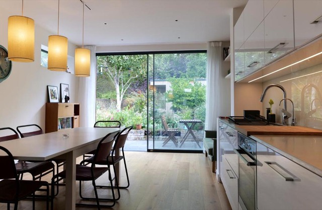 Bright and Elegant 2 Bedroom Flat, near Notting Hill