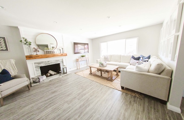 Bright and Fresh 5 bedroom Home