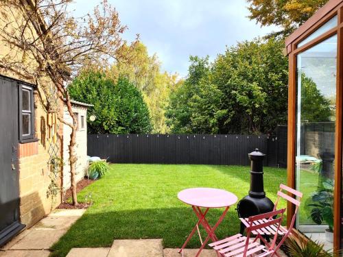 Bright and spacious 3bd with sofa bed and garden