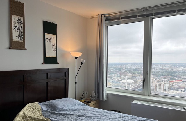 Bright and Spacious Luxury 1-bedroom with in-unit W/D