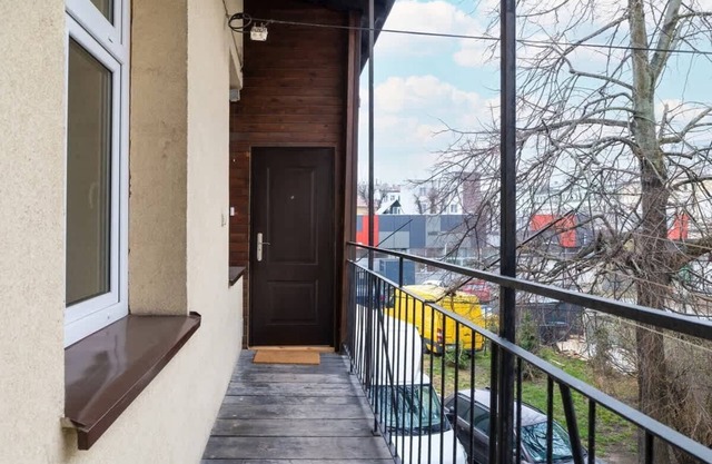 Bright Apartment | Balcony | Bedroom